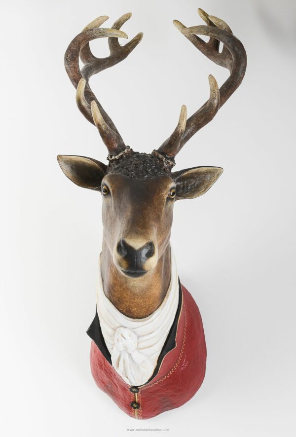 Trophée de cerf- Sculpture en papier de Mélanie Bourlon - 38 Le Avenières - Isère - Rhône-Alpes - France - Photo : Anthony Cottarel