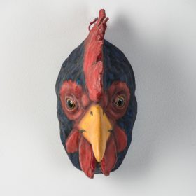Masque de coq- Sculpture en papier de Mélanie Bourlon - 38 Le Avenières - Isère - Rhône-Alpes - France - Photo : Anthony Cottarel