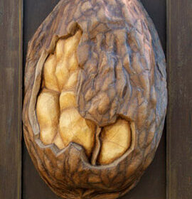 - Épicerie fine - Sculpture en papier de Mélanie Bourlon - 38 Le Avenières - Isère - Rhône-Alpes - France - Photo : Anthony Cottarel