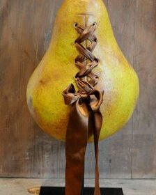 - Épicerie fine - Sculpture en papier de Mélanie Bourlon - 38 Le Avenières - Isère - Rhône-Alpes - France - Photo : Anthony Cottarel