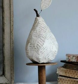 - Épicerie fine - Sculpture en papier de Mélanie Bourlon - 38 Le Avenières - Isère - Rhône-Alpes - France - Photo : Anthony Cottarel