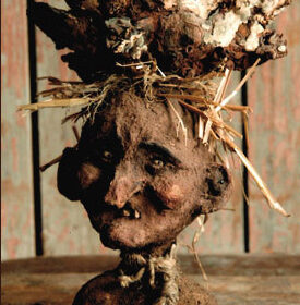 - Cabinet de curiosités - Sculpture en papier de Mélanie Bourlon - 38 Le Avenières - Isère - Rhône-Alpes - France - Photo : Anthony Cottarel