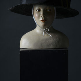 Jeune fille au chapeau