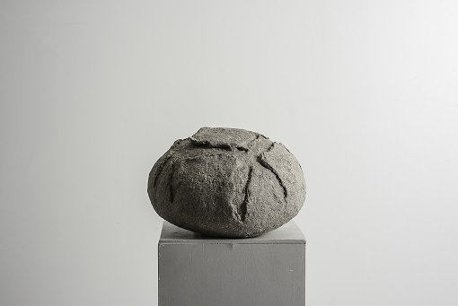 Miche de pain - sculpture papier mâché - Melanie Bourlon