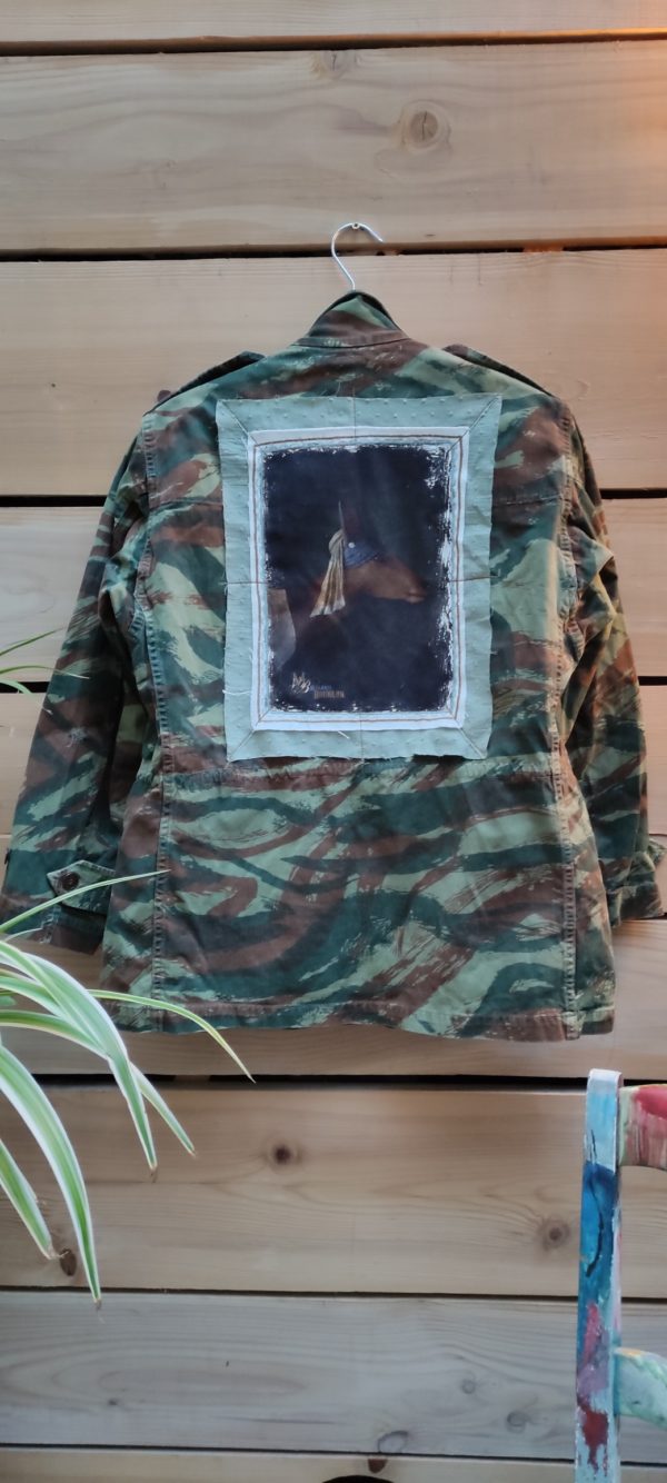 Melanie Bourlon, veste vintage, camouflage, biche à la perle