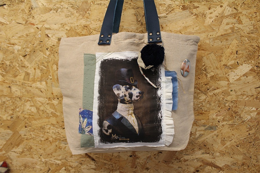 Mélanie Bourlon sculptures en papier mâché - _0008_Sac Dalmatienne bleue - SD1