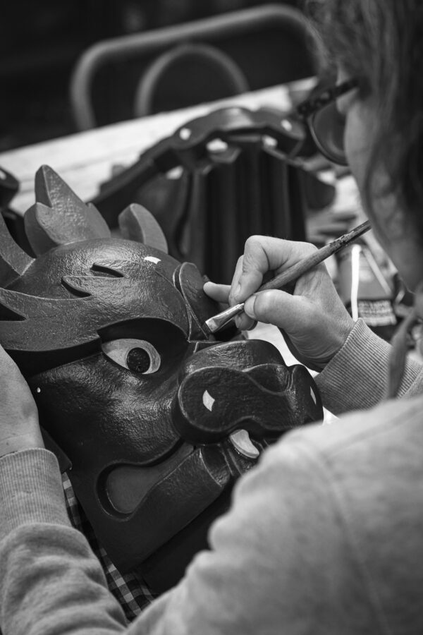 Melanie Bourlon masque de dragons