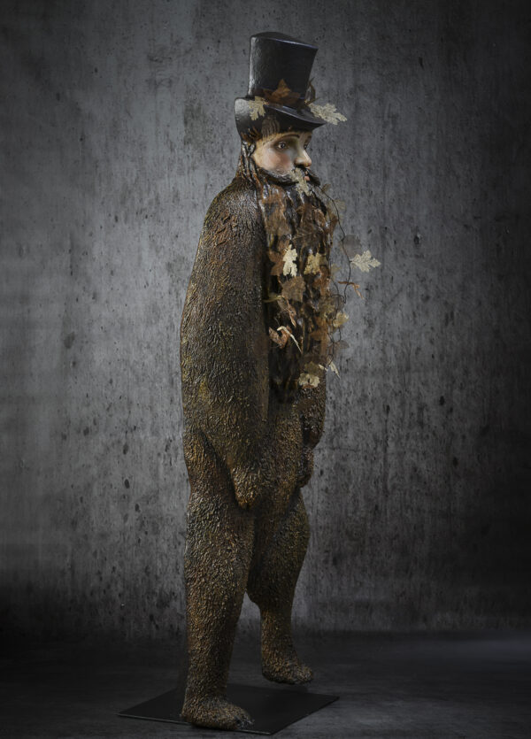 Mélanie Bourlon sculpture Sieur Ours des bois en papier