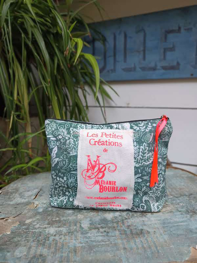 Pochette motifs verts- Jack Russel -T018-S melanie bourlon