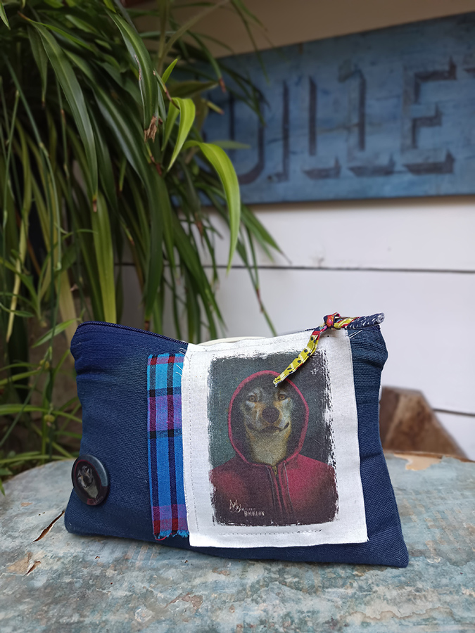 Trousse bleu sombre- loup- T034-S melanie bourlon