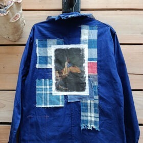 veste bleue foncée biche à la perle - V018 - melanie bourlon - papier mache