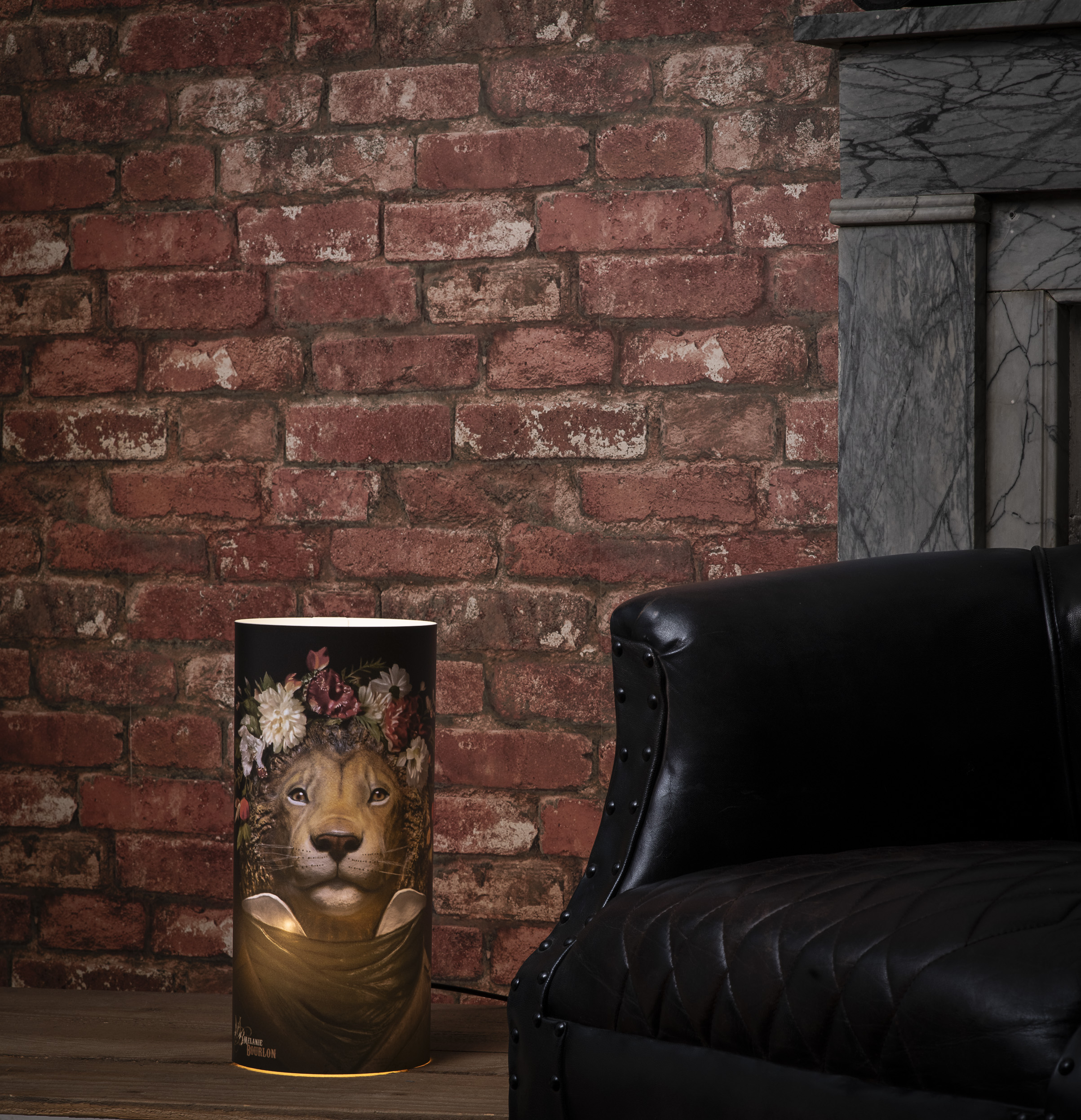 Lampe lion aux fleurs - Petite - melanie bourlon - papier mâché