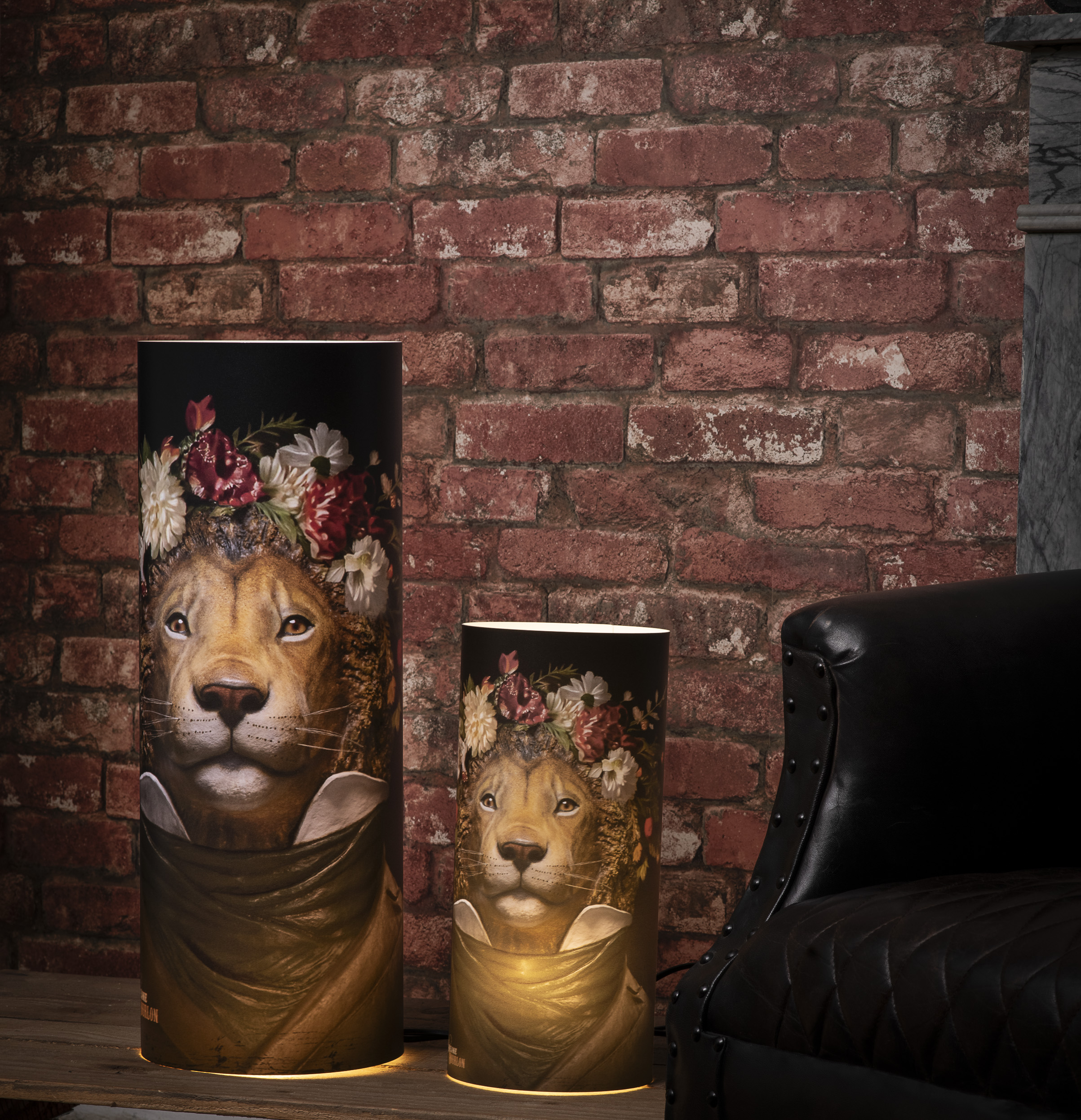 Lampe lion aux fleurs - melanie bourlon - papier mâché