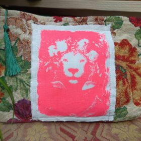 Pochette écrue motifs fleurs - Lion -T038 - M melanie bourlon