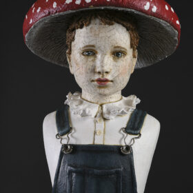 Champi chapeau papier mâché Melanie Bourlon- garçon amanite
